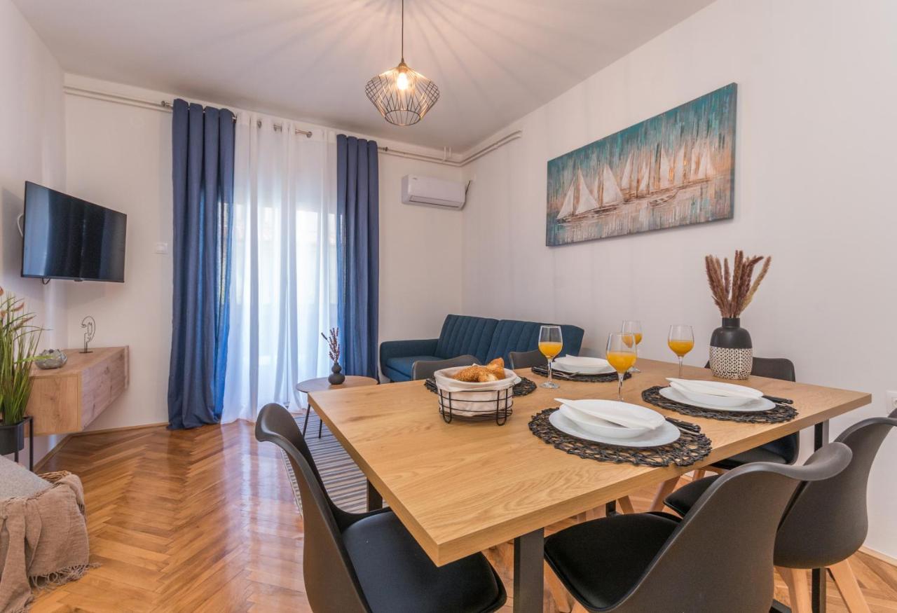 Apartmani A&M Biograd Na Moru Bagian luar foto
